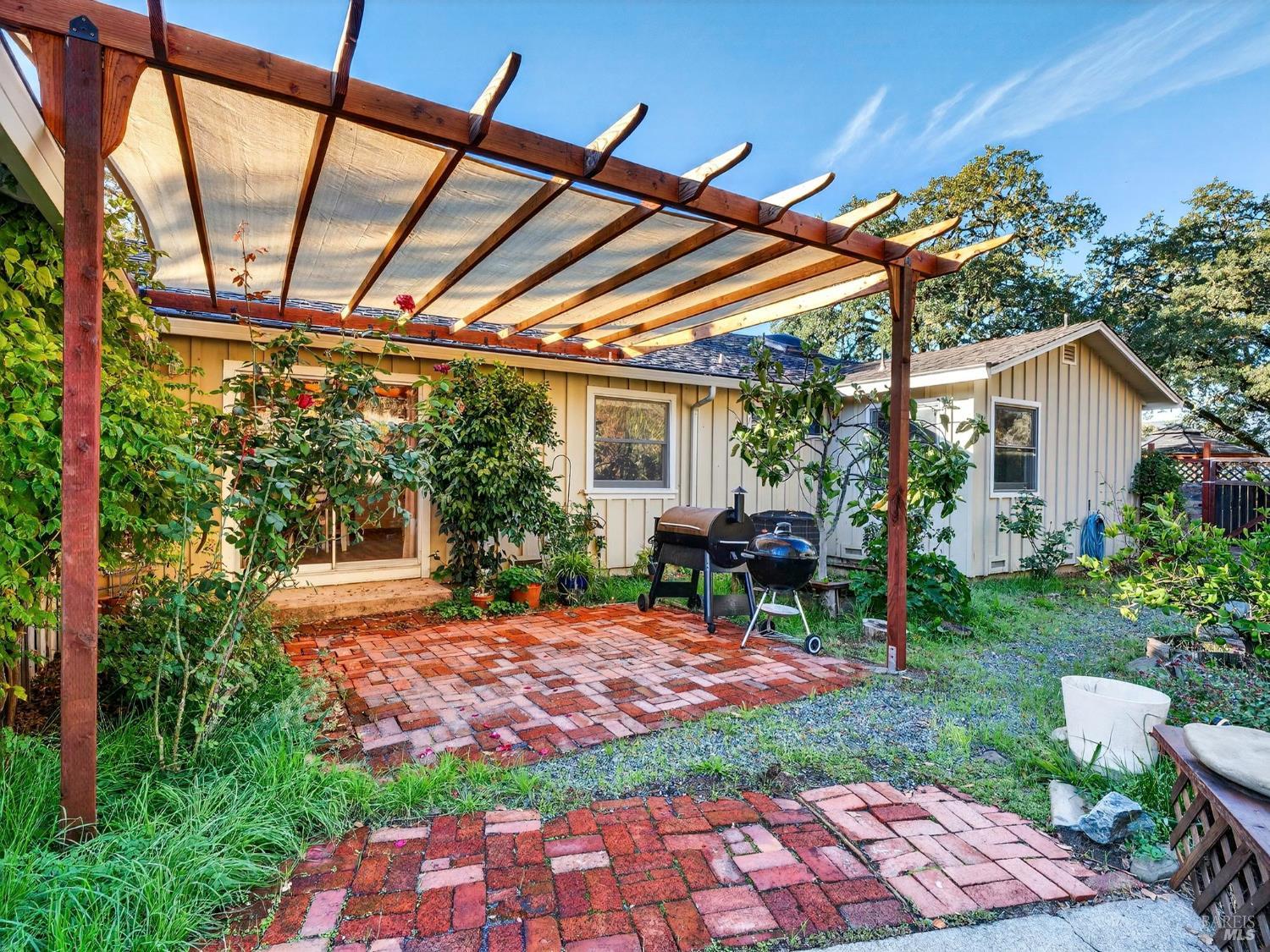 Detail Gallery Image 55 of 76 For 351 View Dr, Ukiah,  CA 95482 - 4 Beds | 3 Baths