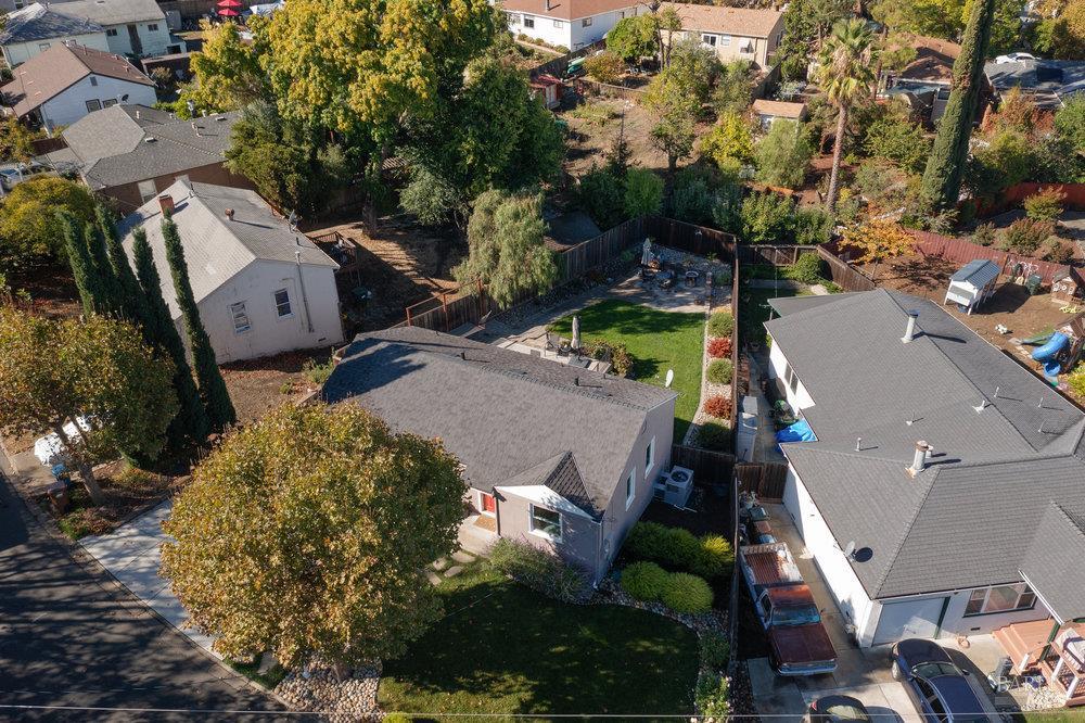 Detail Gallery Image 5 of 43 For 140 El Bonito Way, Benicia,  CA 94510 - 2 Beds | 1 Baths