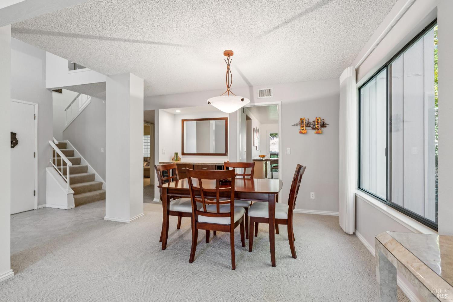 Detail Gallery Image 14 of 40 For 11 Chapparal Ct, Novato,  CA 94949 - 4 Beds | 2/1 Baths