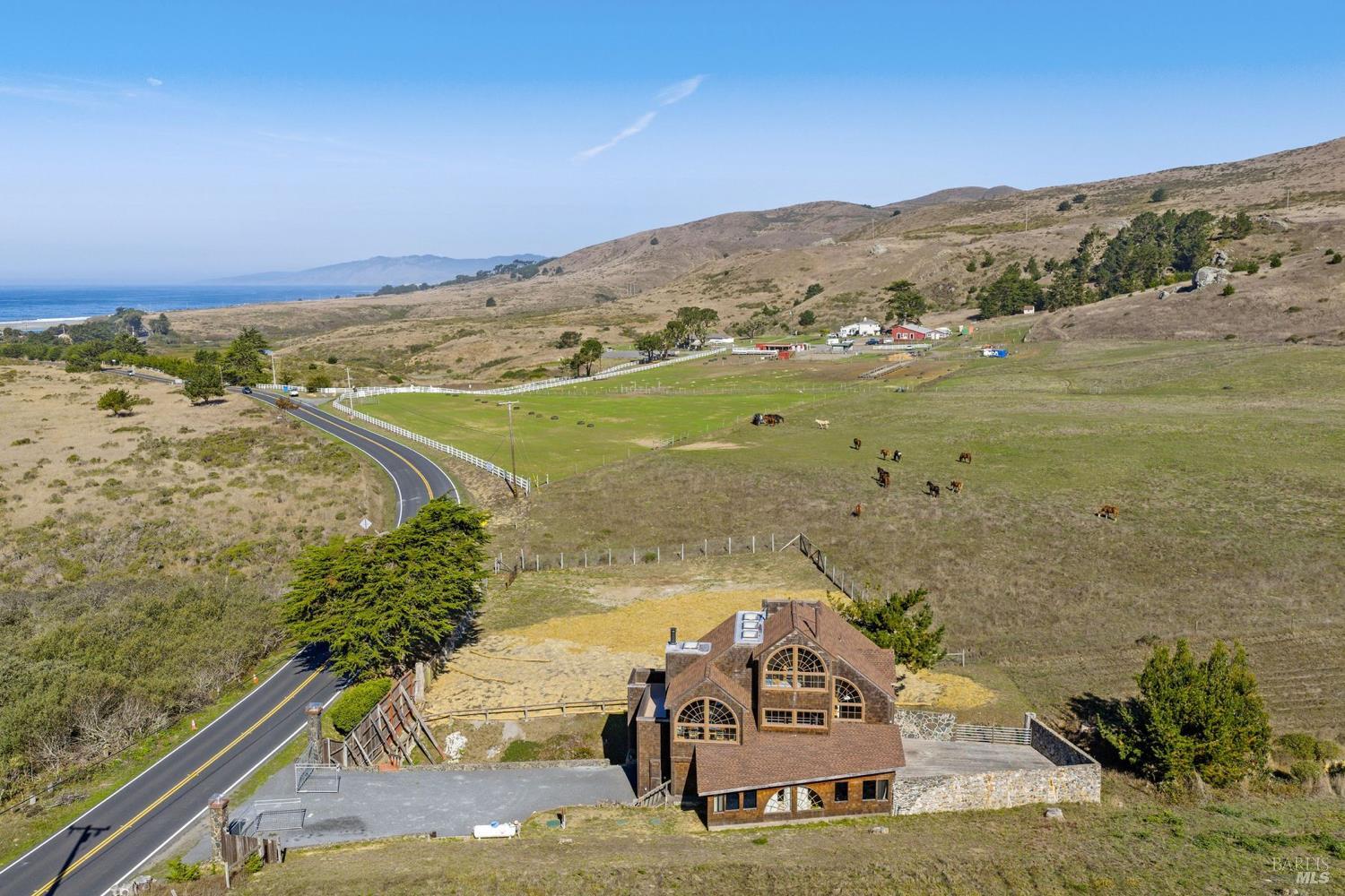 Detail Gallery Image 32 of 41 For 2490 Hwy 1 Unkn, Bodega Bay,  CA 94923 - 3 Beds | 2 Baths
