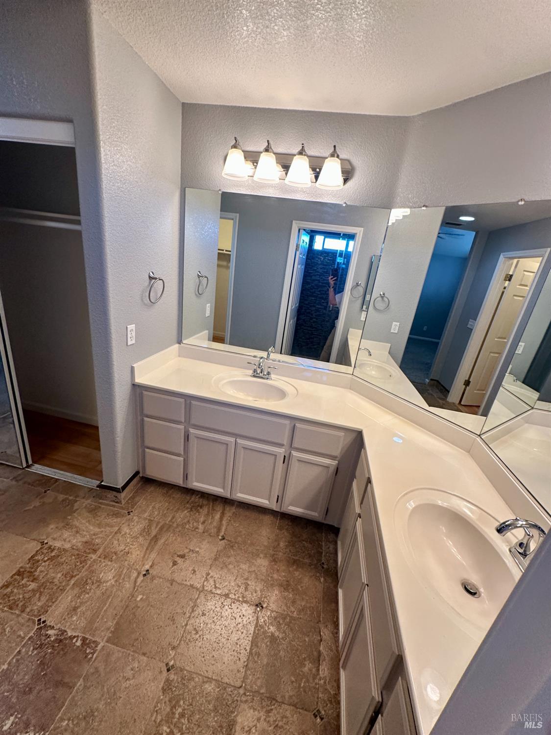 Detail Gallery Image 28 of 38 For 590 Anderson Way, Rio Vista,  CA 94571 - 4 Beds | 2/1 Baths