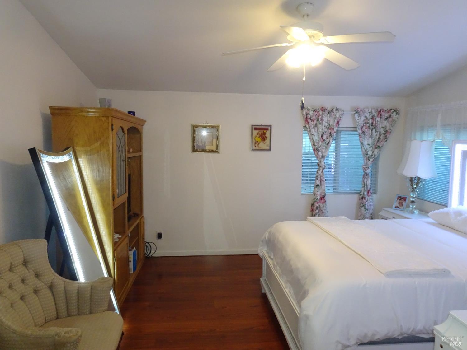 Detail Gallery Image 24 of 57 For 212 Valencia Dr, Fairfield,  CA 94533 - 3 Beds | 2 Baths