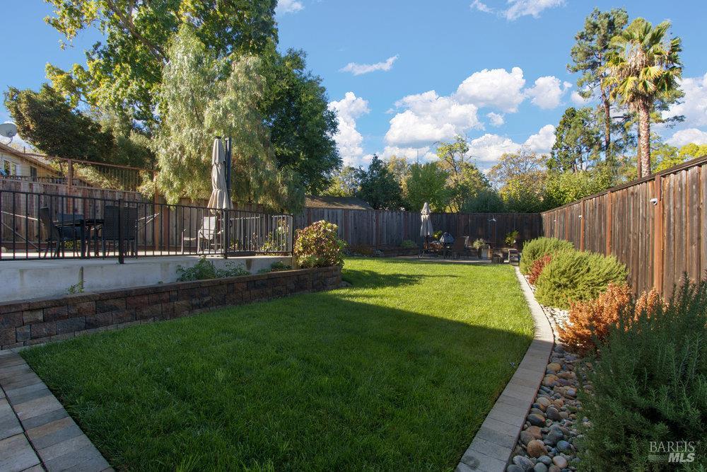 Detail Gallery Image 32 of 43 For 140 El Bonito Way, Benicia,  CA 94510 - 2 Beds | 1 Baths