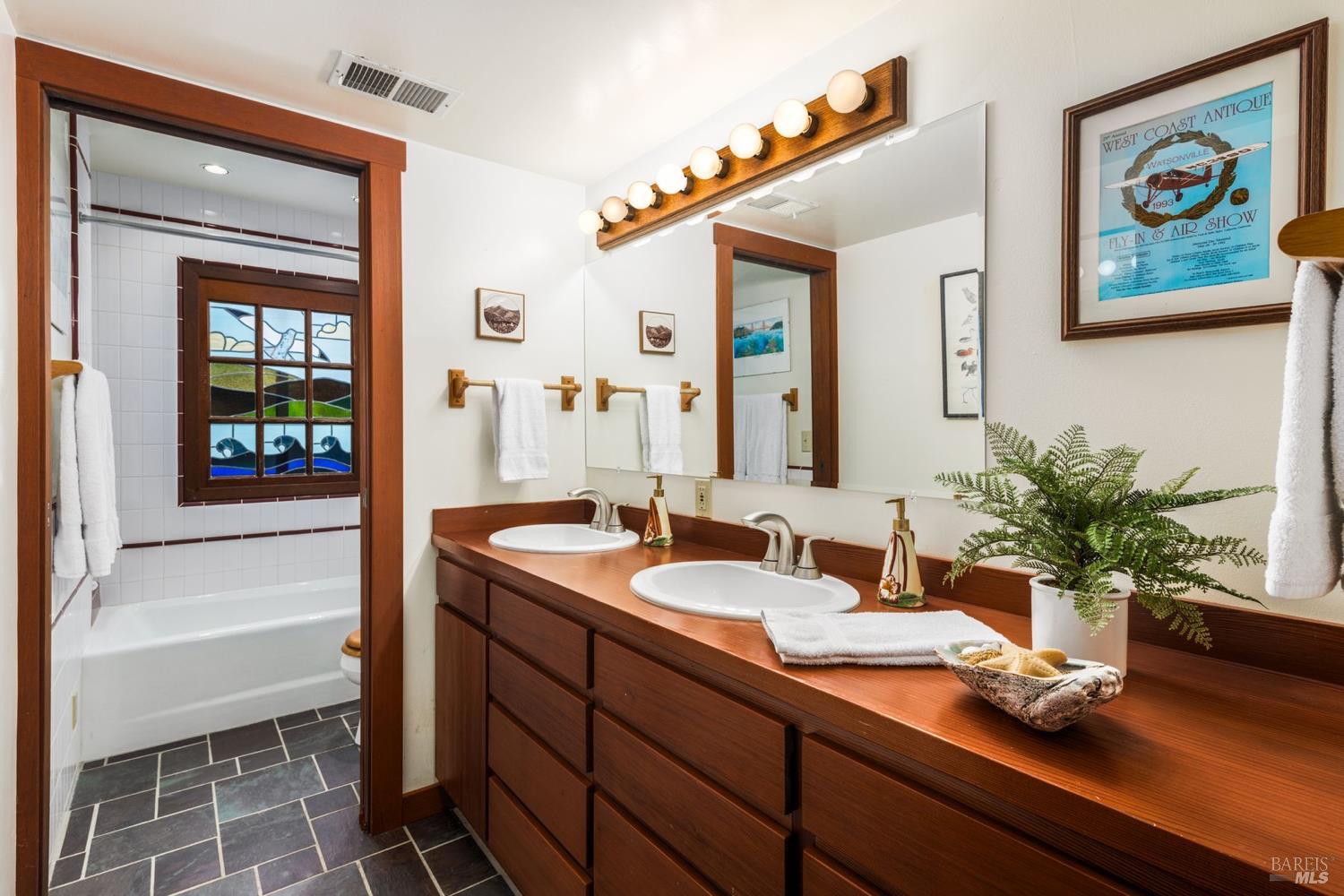 Detail Gallery Image 20 of 41 For 2490 Hwy 1 Unkn, Bodega Bay,  CA 94923 - 3 Beds | 2 Baths