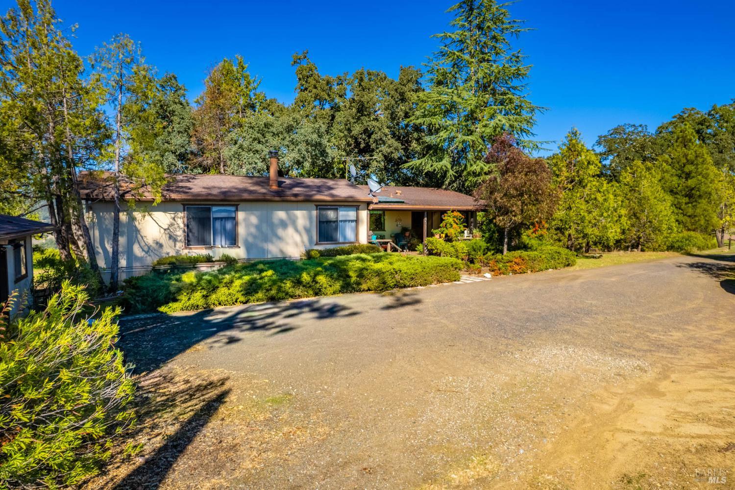 Detail Gallery Image 33 of 70 For 5430 Black Bart Trl, Redwood Valley,  CA 95470 - 3 Beds | 2 Baths