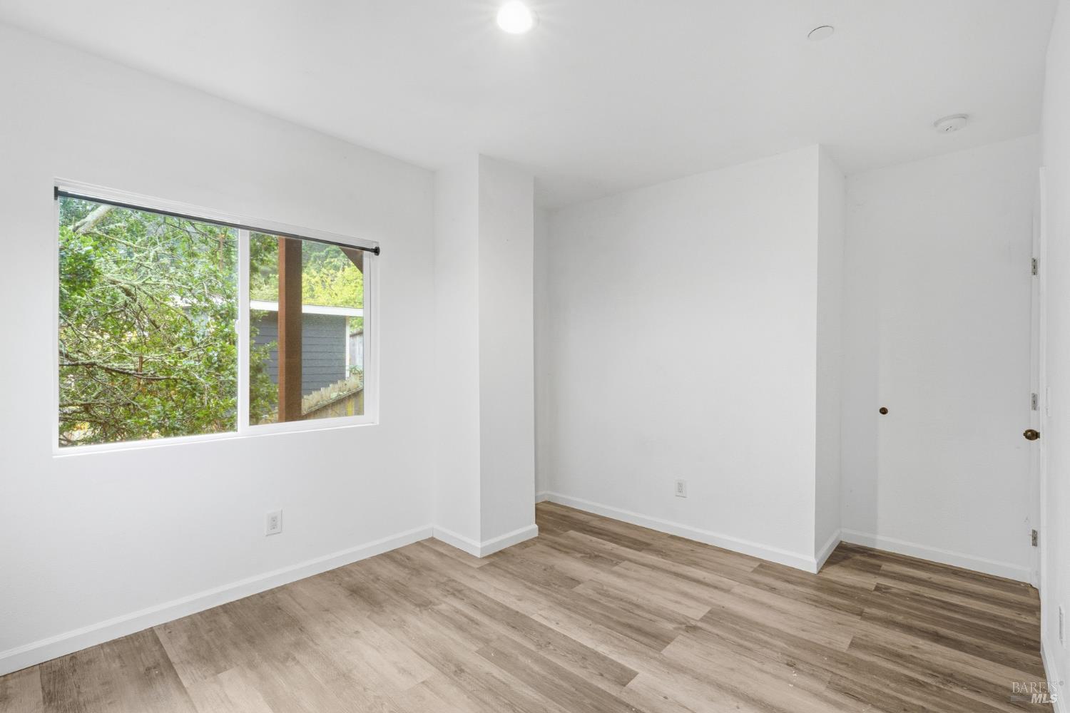 Detail Gallery Image 22 of 35 For 15 Dutton Ct, Sausalito,  CA 94965 - – Beds | – Baths