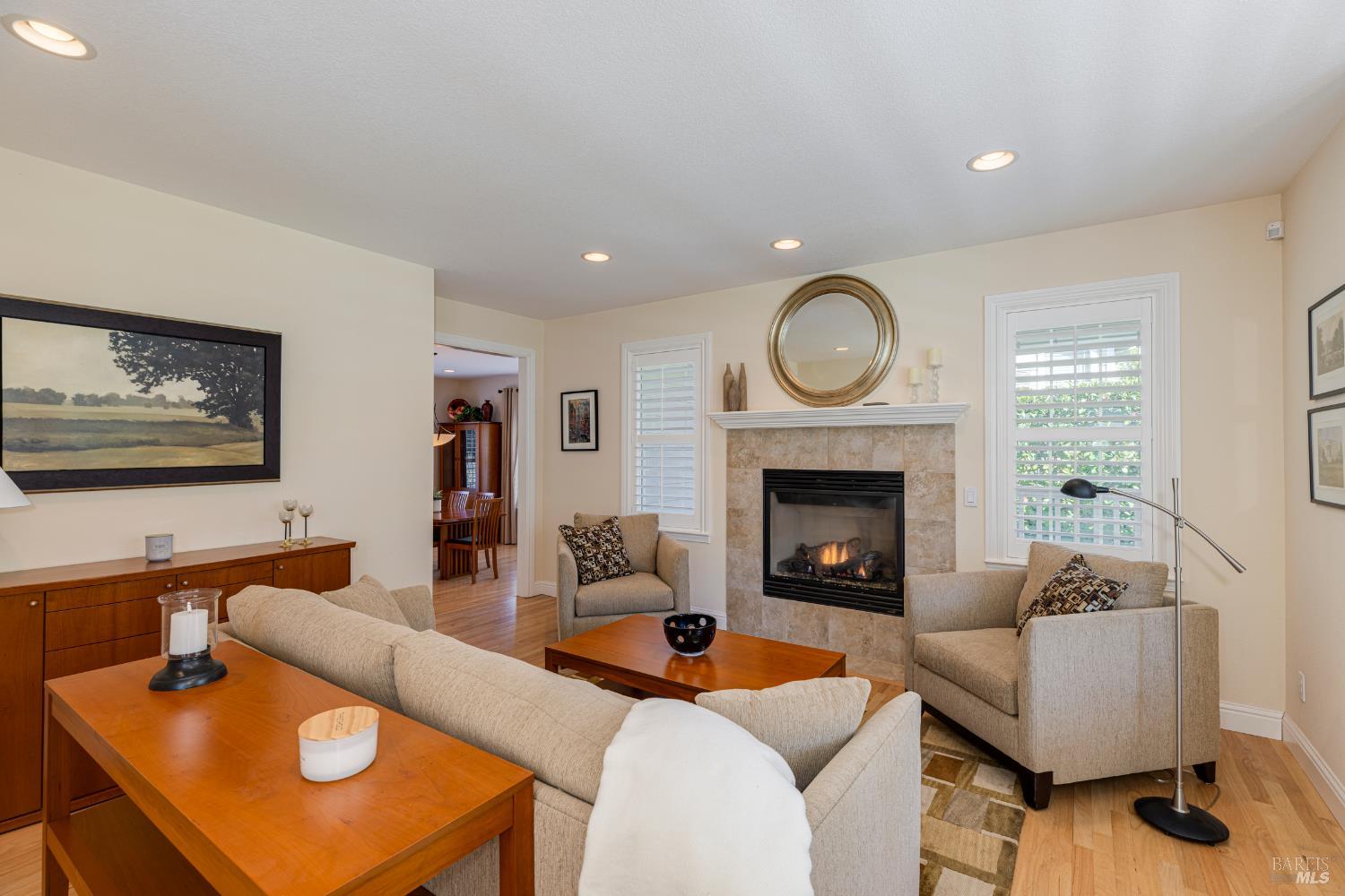 Detail Gallery Image 4 of 72 For 8776 Logan Pl, Cotati,  CA 94931 - 4 Beds | 3 Baths