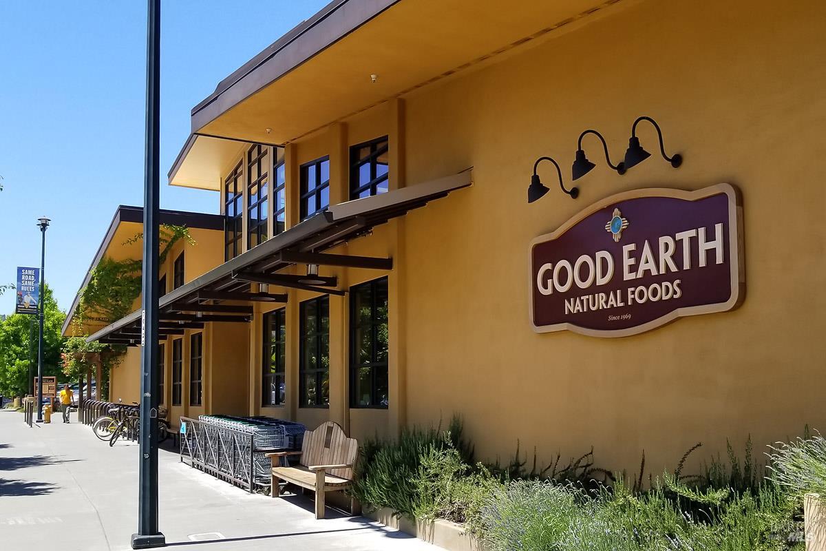 Detail Gallery Image 27 of 29 For 74 Spring Ln, Fairfax,  CA 94930 - 3 Beds | 2 Baths