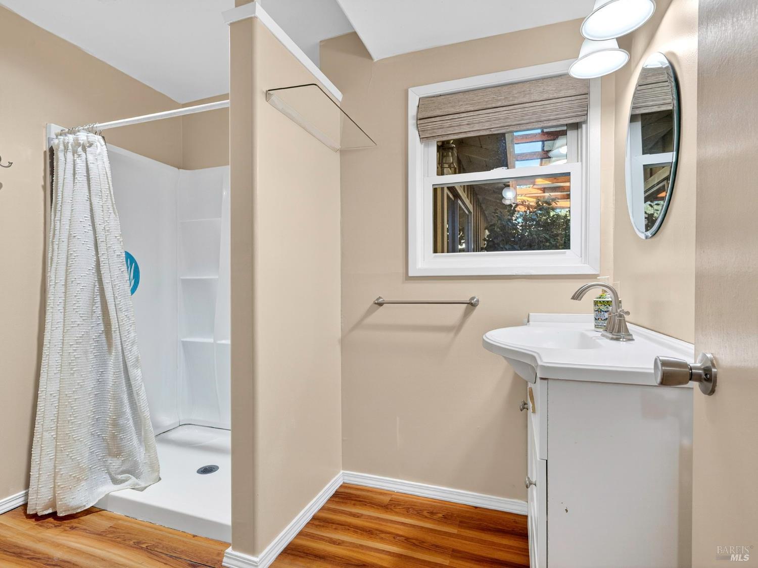 Detail Gallery Image 47 of 76 For 351 View Dr, Ukiah,  CA 95482 - 4 Beds | 3 Baths