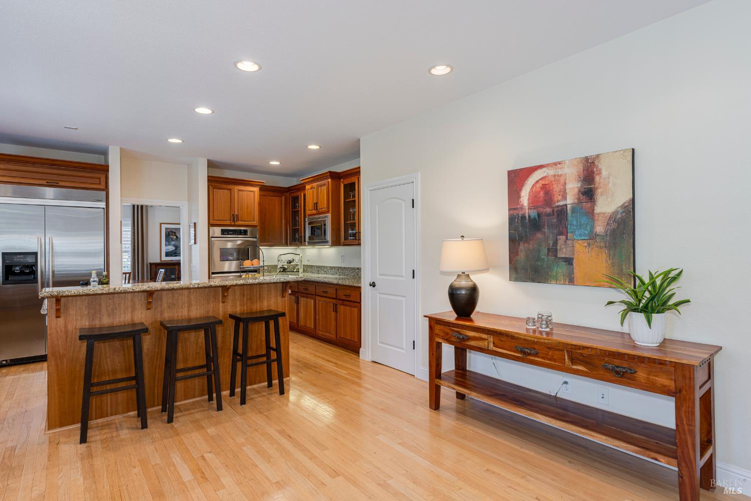 Detail Gallery Image 14 of 72 For 8776 Logan Pl, Cotati,  CA 94931 - 4 Beds | 3 Baths