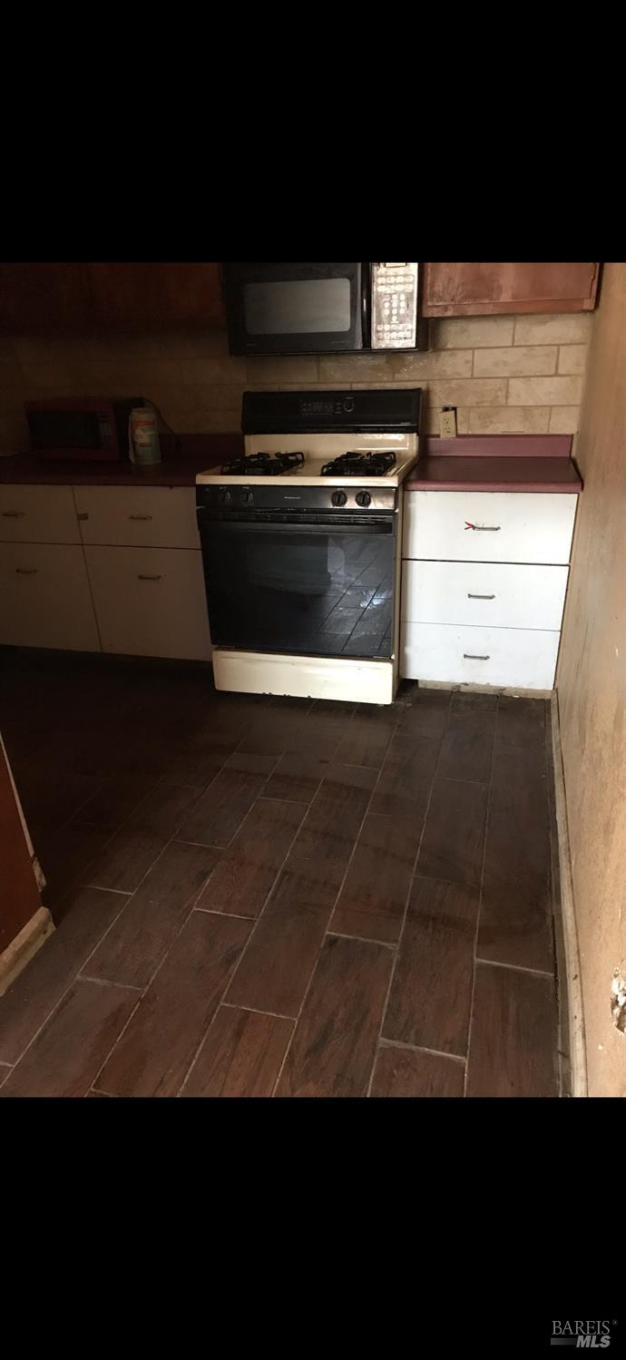 Detail Gallery Image 17 of 22 For 15964 41st Ave, Clearlake,  CA 95422 - 0 Beds | 0 Baths