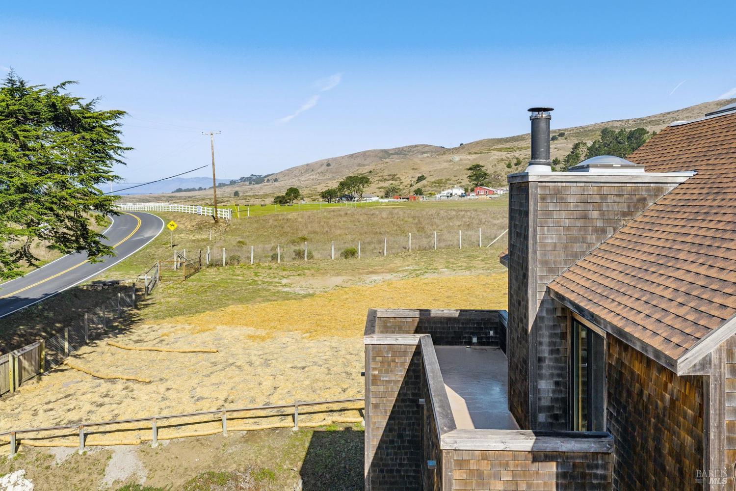 Detail Gallery Image 4 of 41 For 2490 Hwy 1 Unkn, Bodega Bay,  CA 94923 - 3 Beds | 2 Baths