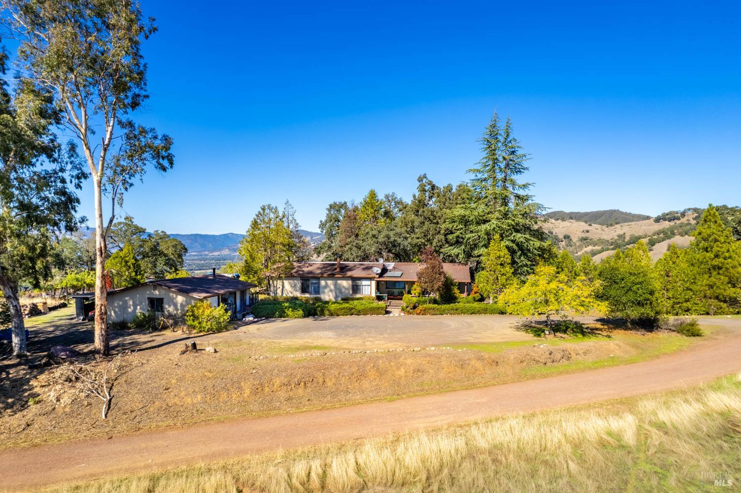 Detail Gallery Image 31 of 70 For 5430 Black Bart Trl, Redwood Valley,  CA 95470 - 3 Beds | 2 Baths