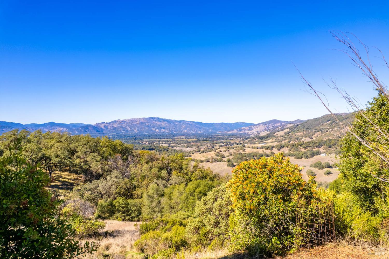 Detail Gallery Image 23 of 70 For 5430 Black Bart Trl, Redwood Valley,  CA 95470 - 3 Beds | 2 Baths