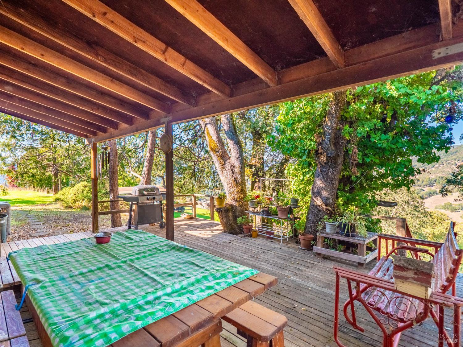 Detail Gallery Image 63 of 70 For 5430 Black Bart Trl, Redwood Valley,  CA 95470 - 3 Beds | 2 Baths