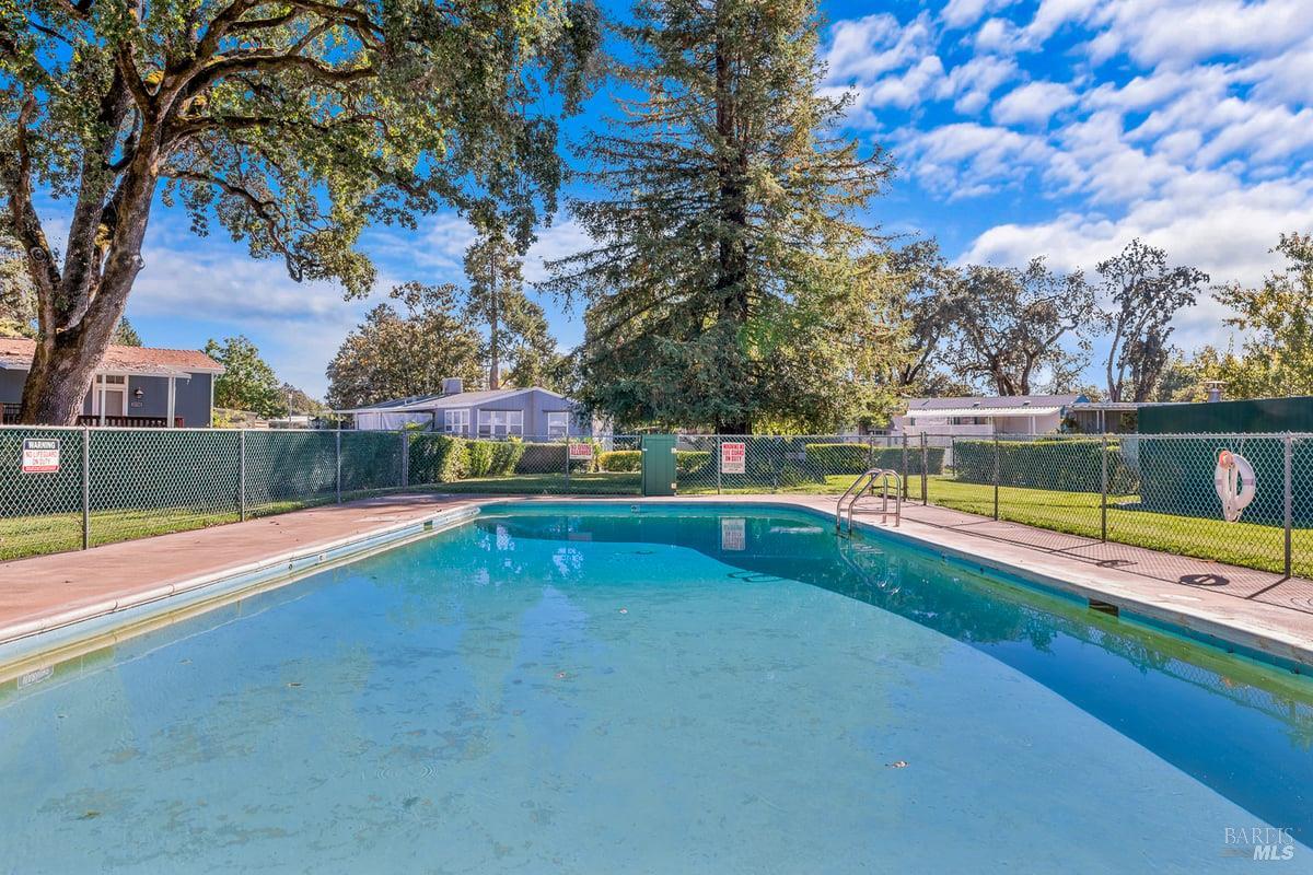 Detail Gallery Image 18 of 18 For 5763 Mobile Dr, Santa Rosa,  CA 95401 - 2 Beds | 2 Baths