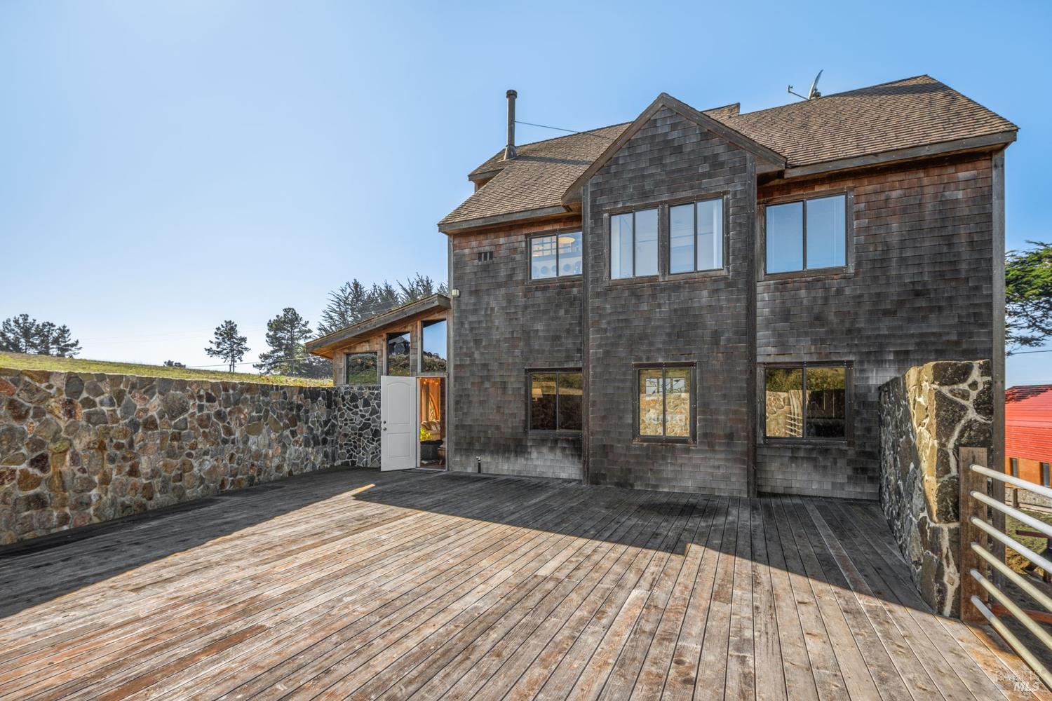 Detail Gallery Image 28 of 41 For 2490 Hwy 1 Unkn, Bodega Bay,  CA 94923 - 3 Beds | 2 Baths