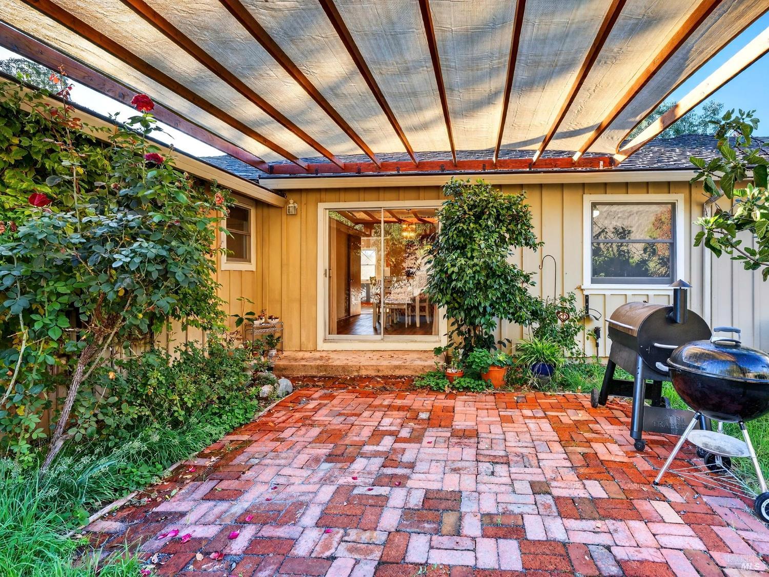 Detail Gallery Image 54 of 76 For 351 View Dr, Ukiah,  CA 95482 - 4 Beds | 3 Baths