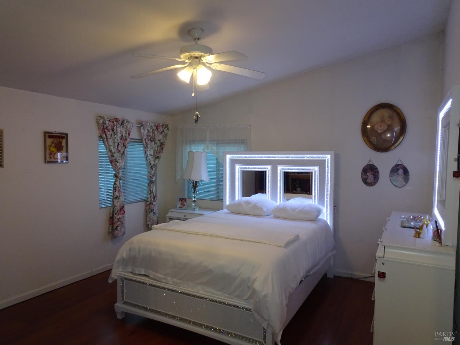 Detail Gallery Image 21 of 57 For 212 Valencia Dr, Fairfield,  CA 94533 - 3 Beds | 2 Baths