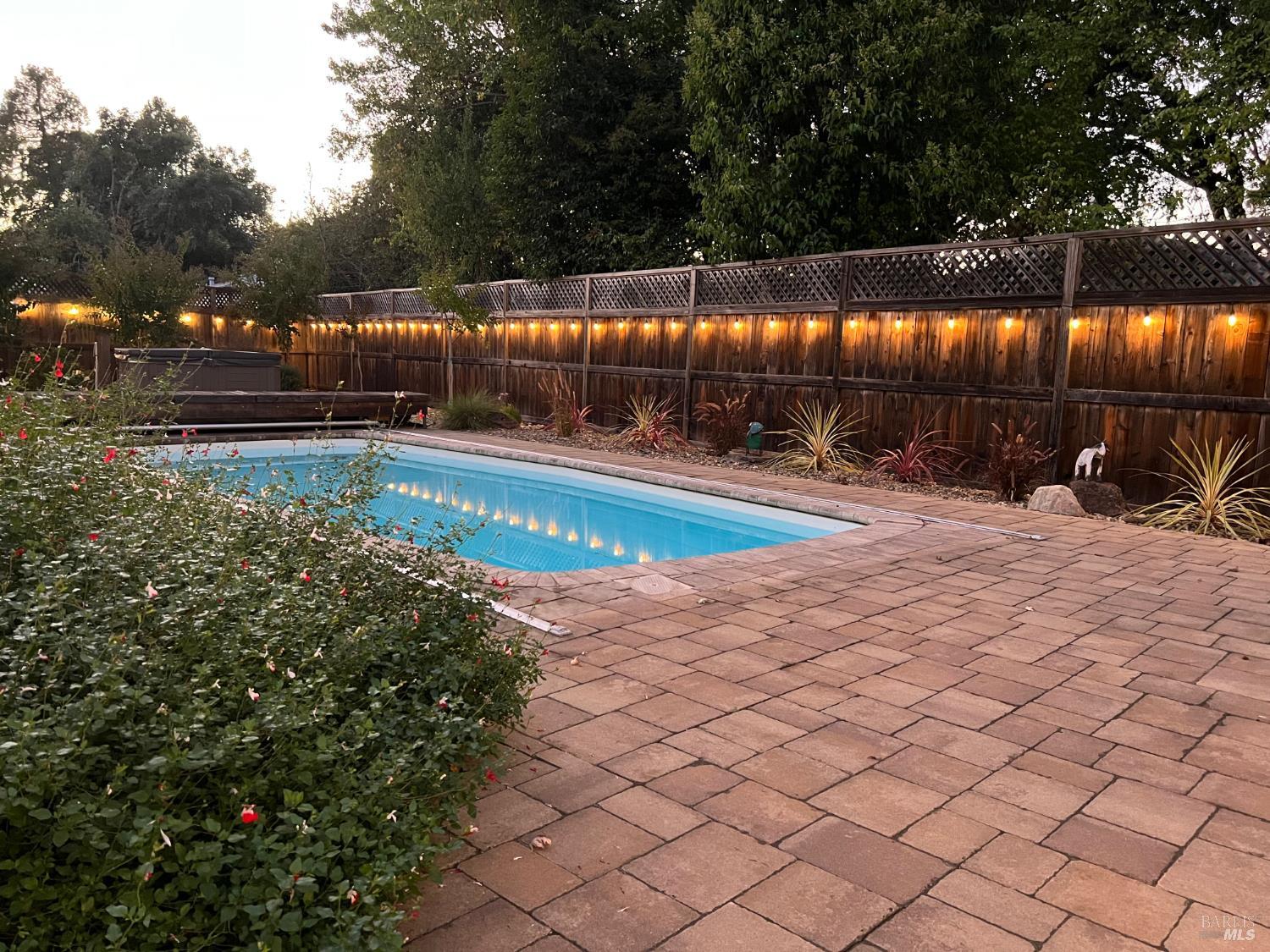 Detail Gallery Image 44 of 45 For 609 Ross Ct, Sonoma,  CA 95476 - 3 Beds | 2/1 Baths