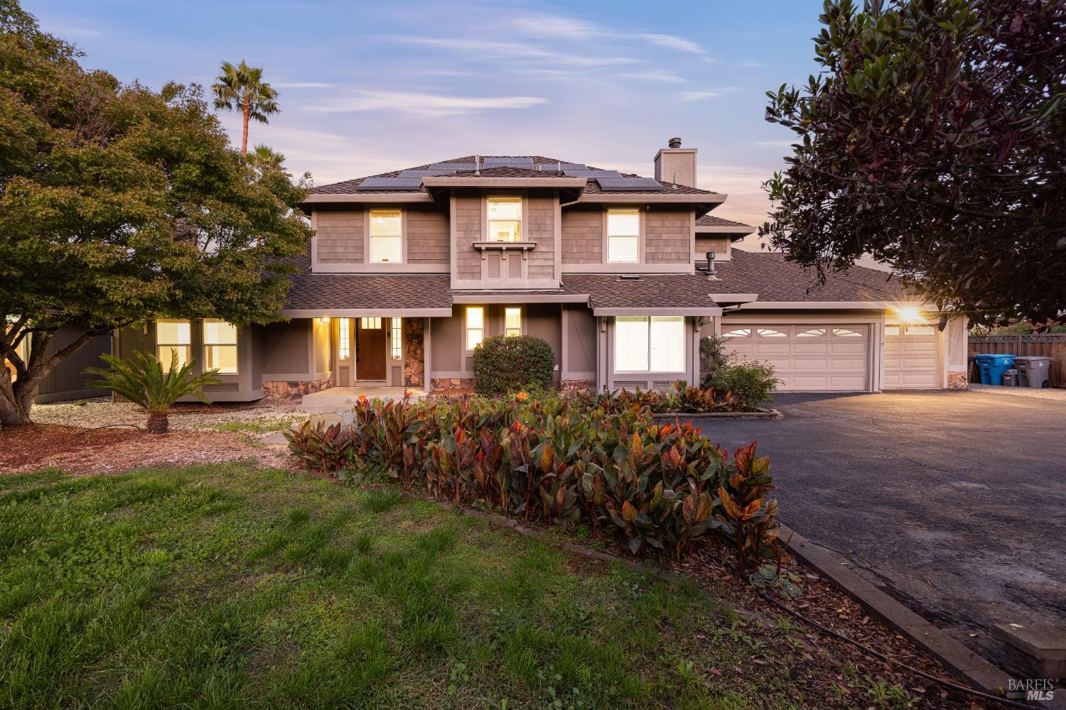 Detail Gallery Image 9 of 89 For 436 Laguna Vista Rd, Santa Rosa,  CA 95401 - 4 Beds | 3 Baths