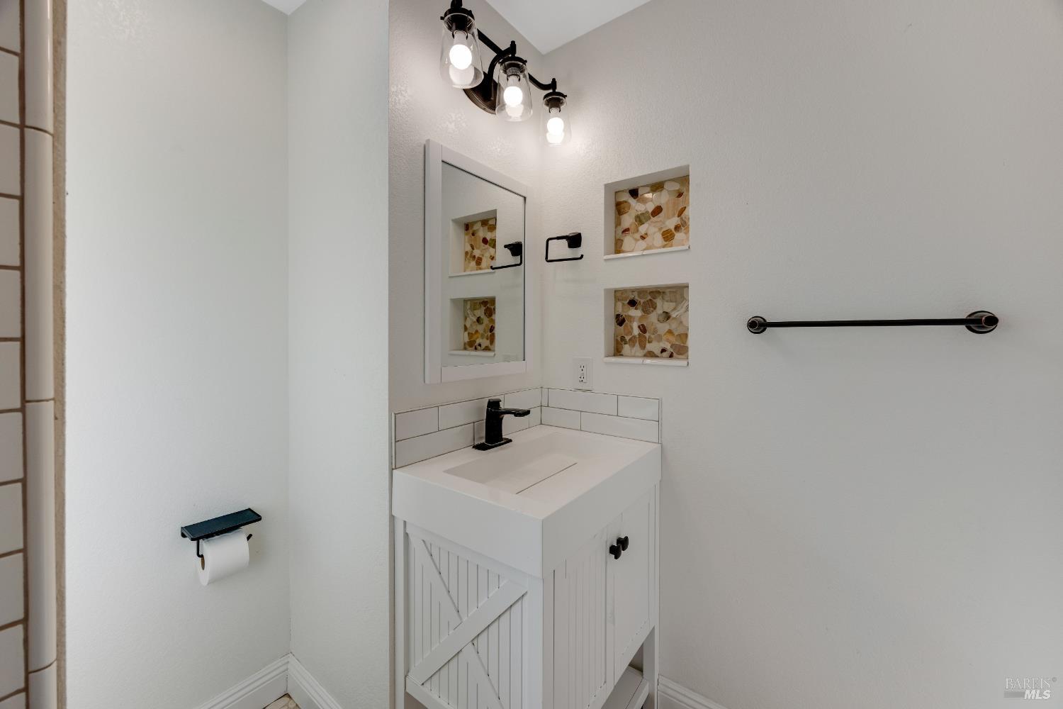 Detail Gallery Image 41 of 89 For 436 Laguna Vista Rd, Santa Rosa,  CA 95401 - 4 Beds | 3 Baths