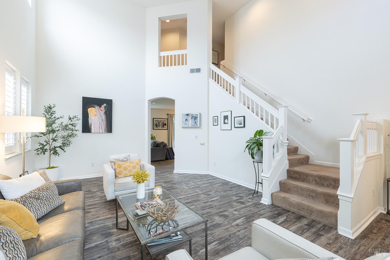 Detail Gallery Image 5 of 37 For 67 Summerbrooke Cir, Napa,  CA 94558 - 4 Beds | 2/1 Baths