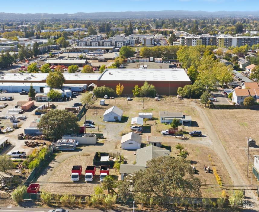 Detail Gallery Image 42 of 51 For 2735 Petaluma Hill Rd, Santa Rosa,  CA 95404 - 3 Beds | 1 Baths