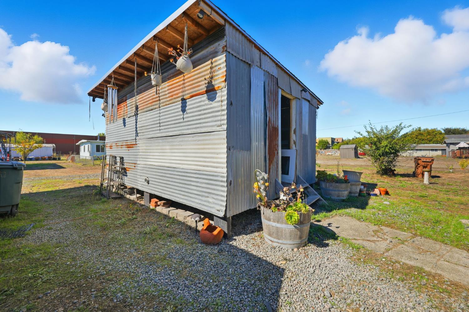 Detail Gallery Image 34 of 51 For 2735 Petaluma Hill Rd, Santa Rosa,  CA 95404 - 3 Beds | 1 Baths