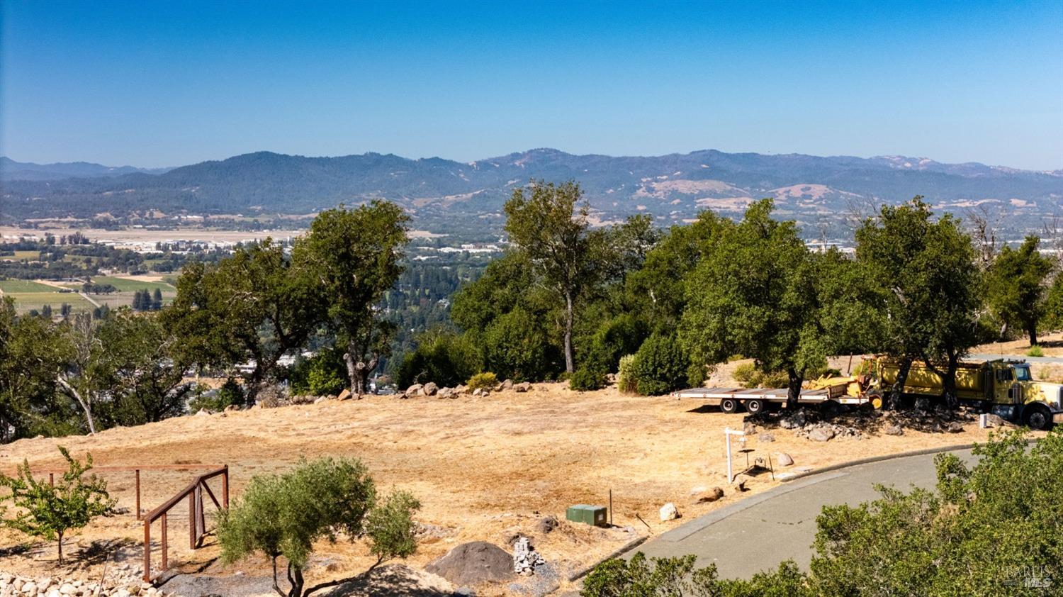 Detail Gallery Image 9 of 19 For 3924 Flintridge Dr, Santa Rosa,  CA 95403 - – Beds | – Baths