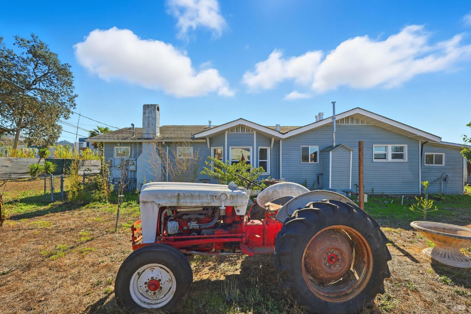Detail Gallery Image 31 of 51 For 2735 Petaluma Hill Rd, Santa Rosa,  CA 95404 - 3 Beds | 1 Baths