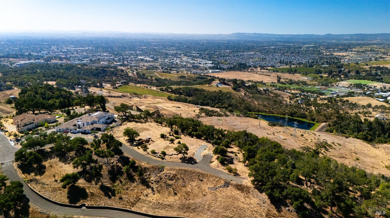 Detail Gallery Image 10 of 19 For 3924 Flintridge Dr, Santa Rosa,  CA 95403 - – Beds | – Baths