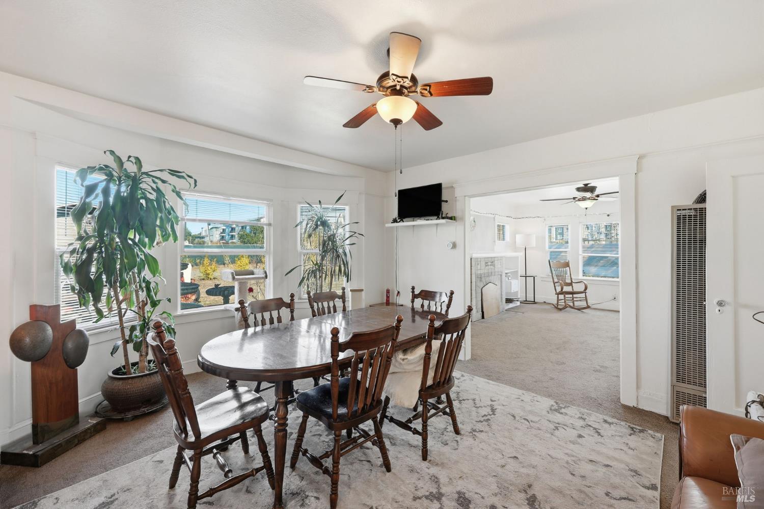 Detail Gallery Image 20 of 51 For 2735 Petaluma Hill Rd, Santa Rosa,  CA 95404 - 3 Beds | 1 Baths