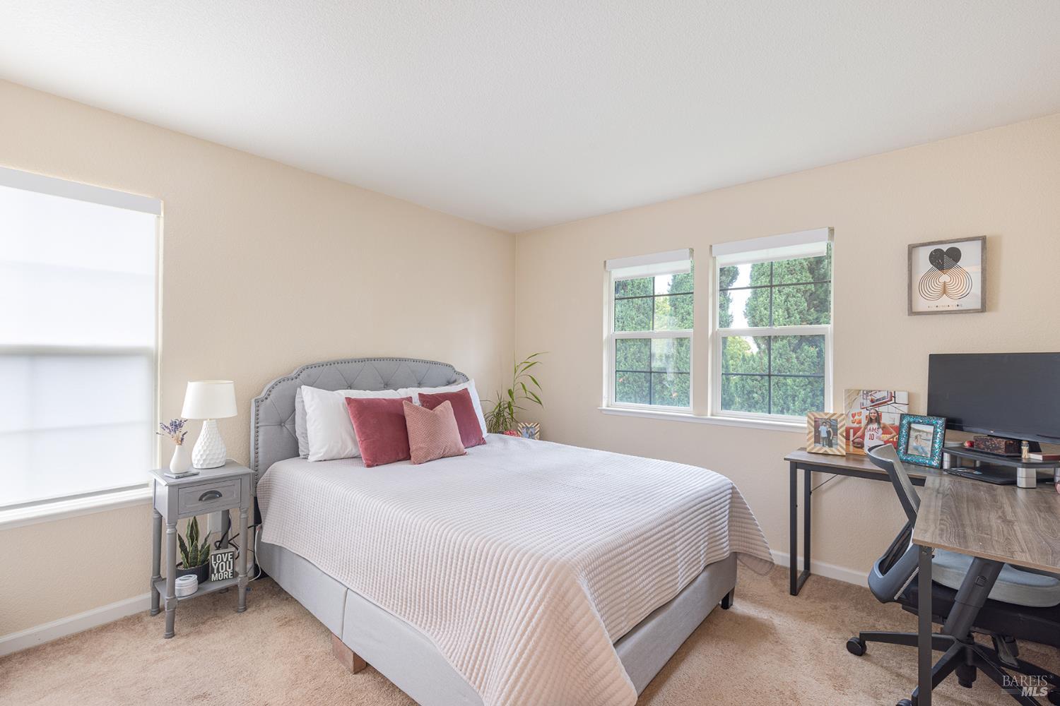 Detail Gallery Image 26 of 37 For 67 Summerbrooke Cir, Napa,  CA 94558 - 4 Beds | 2/1 Baths