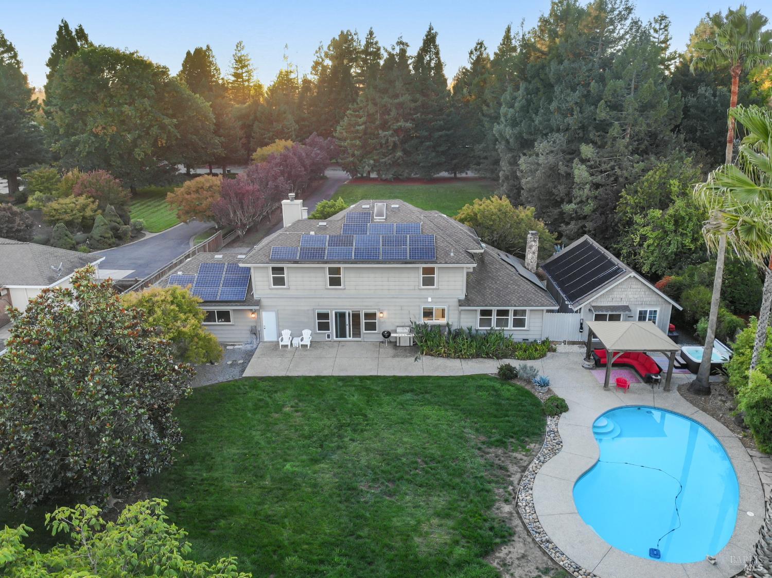 Detail Gallery Image 13 of 89 For 436 Laguna Vista Rd, Santa Rosa,  CA 95401 - 4 Beds | 3 Baths