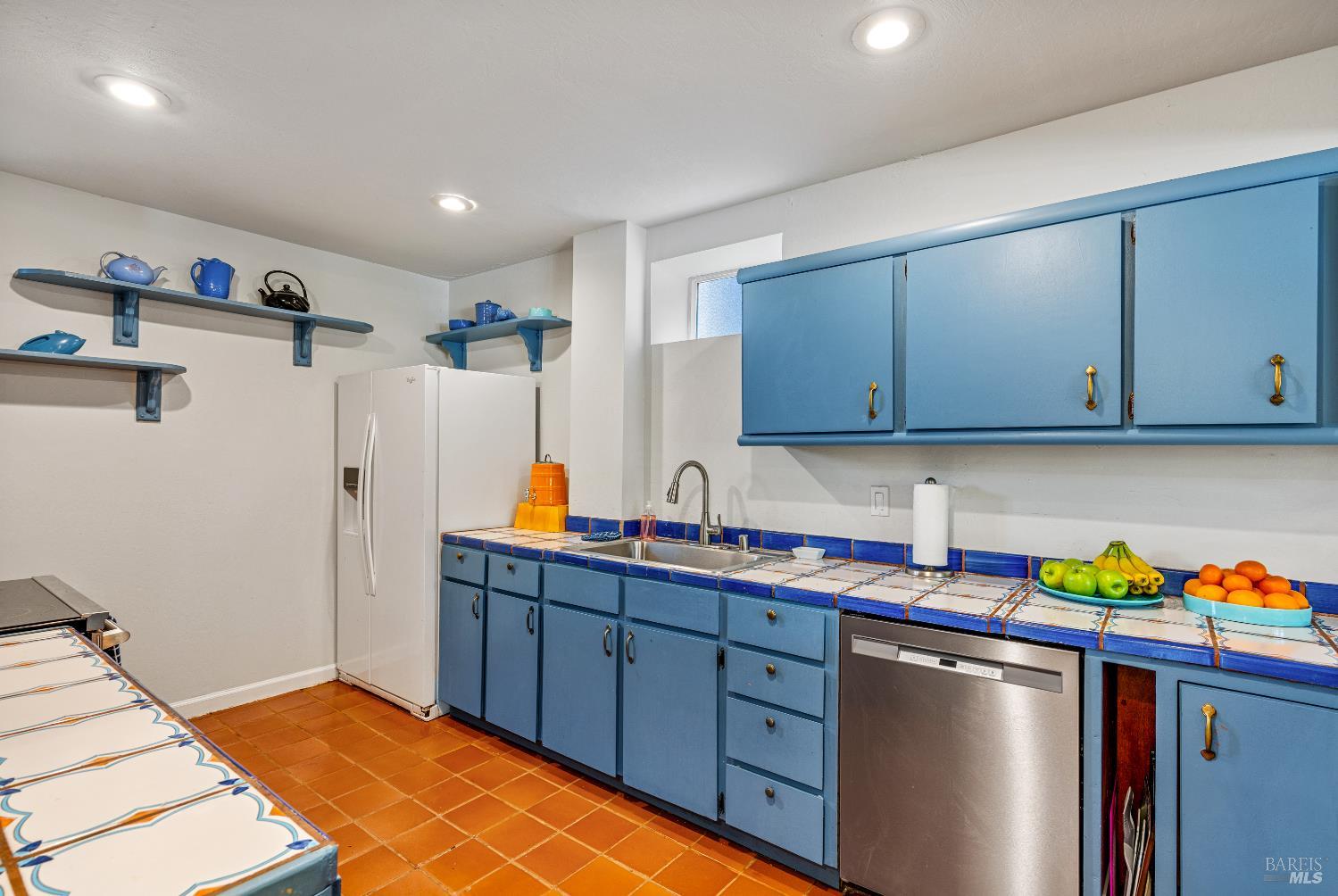 Detail Gallery Image 29 of 47 For 1103 Western Ave, Mill Valley,  CA 94941 - 4 Beds | 3 Baths