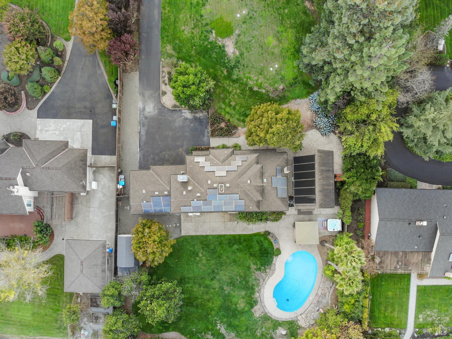 Detail Gallery Image 12 of 89 For 436 Laguna Vista Rd, Santa Rosa,  CA 95401 - 4 Beds | 3 Baths