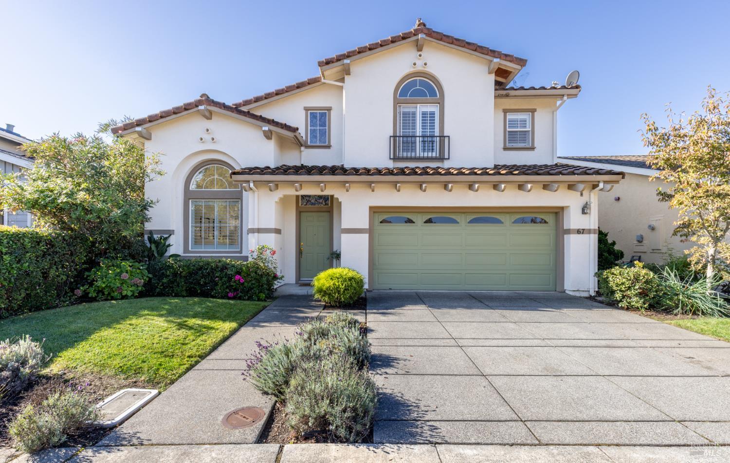 Detail Gallery Image 2 of 37 For 67 Summerbrooke Cir, Napa,  CA 94558 - 4 Beds | 2/1 Baths