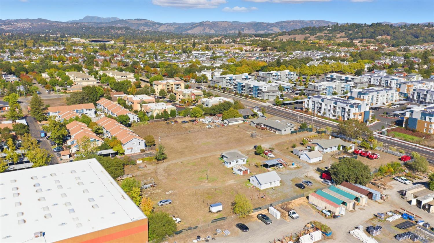 Detail Gallery Image 44 of 51 For 2735 Petaluma Hill Rd, Santa Rosa,  CA 95404 - 3 Beds | 1 Baths