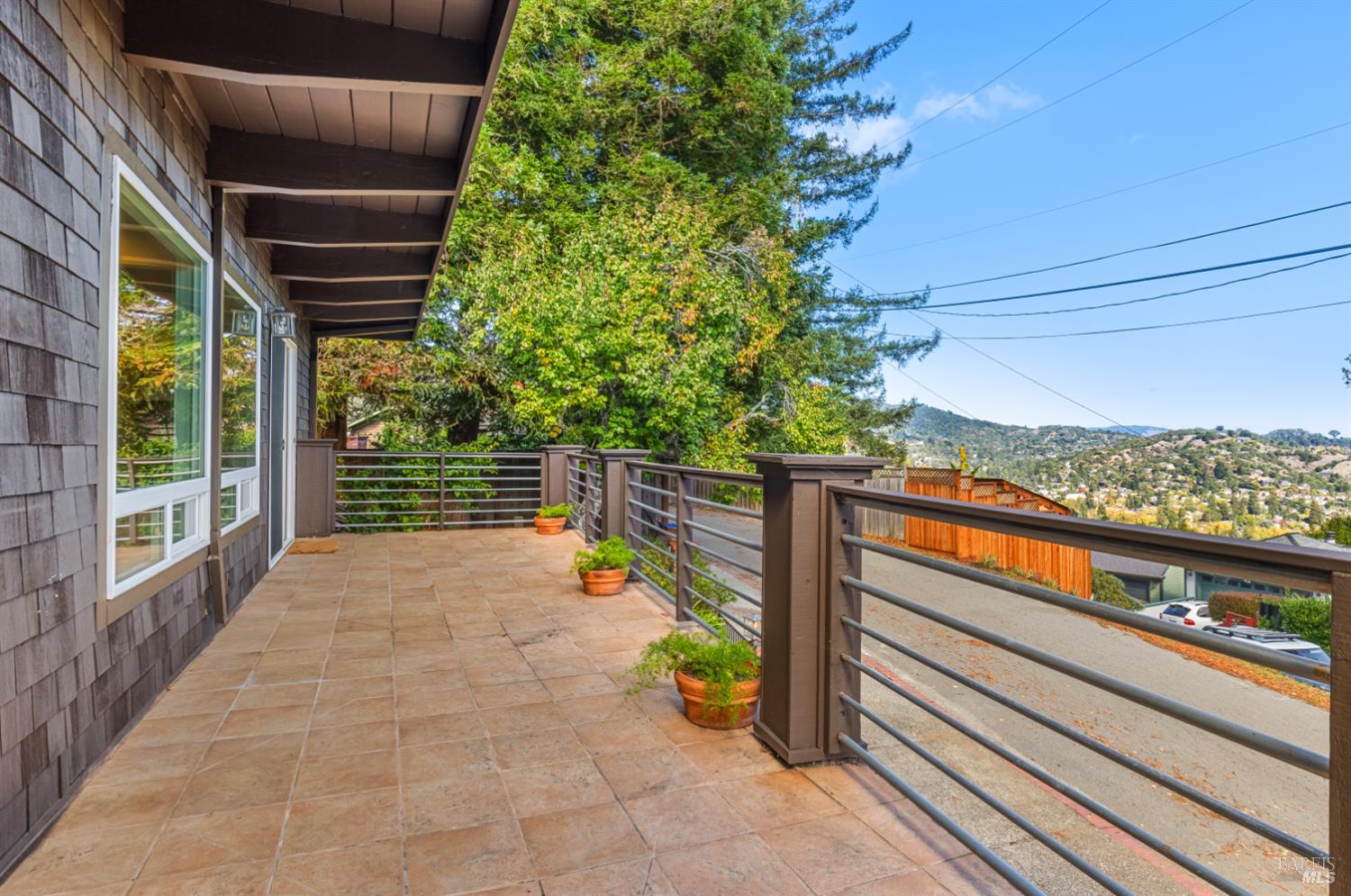 Detail Gallery Image 16 of 47 For 1103 Western Ave, Mill Valley,  CA 94941 - 4 Beds | 3 Baths