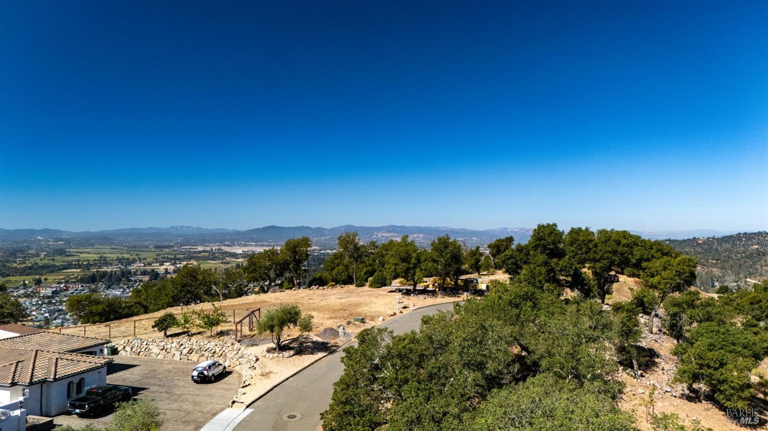 Detail Gallery Image 8 of 19 For 3924 Flintridge Dr, Santa Rosa,  CA 95403 - – Beds | – Baths