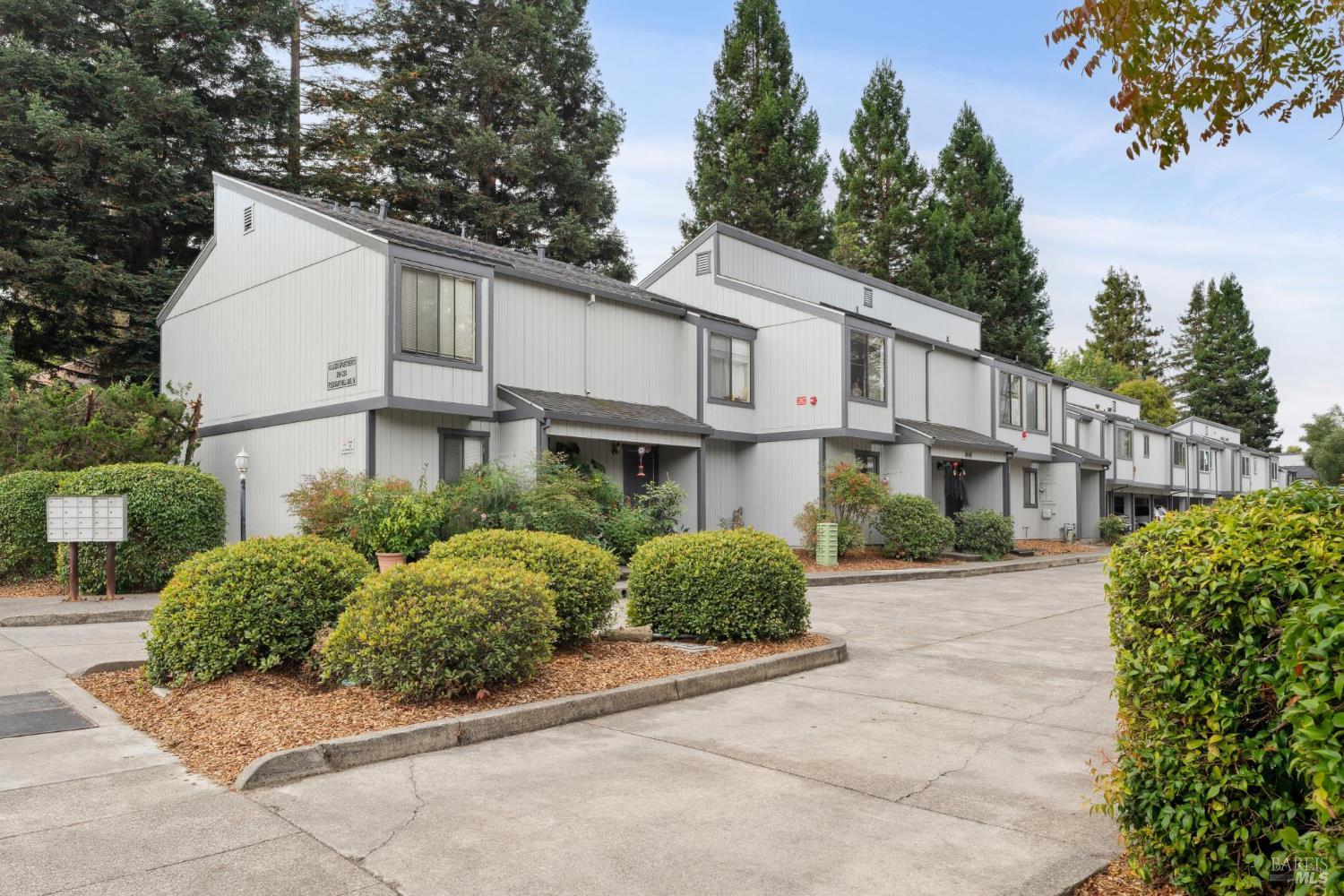 Detail Gallery Image 2 of 29 For 200 Pleasant Hill Ave, Sebastopol,  CA 95472 - – Beds | – Baths