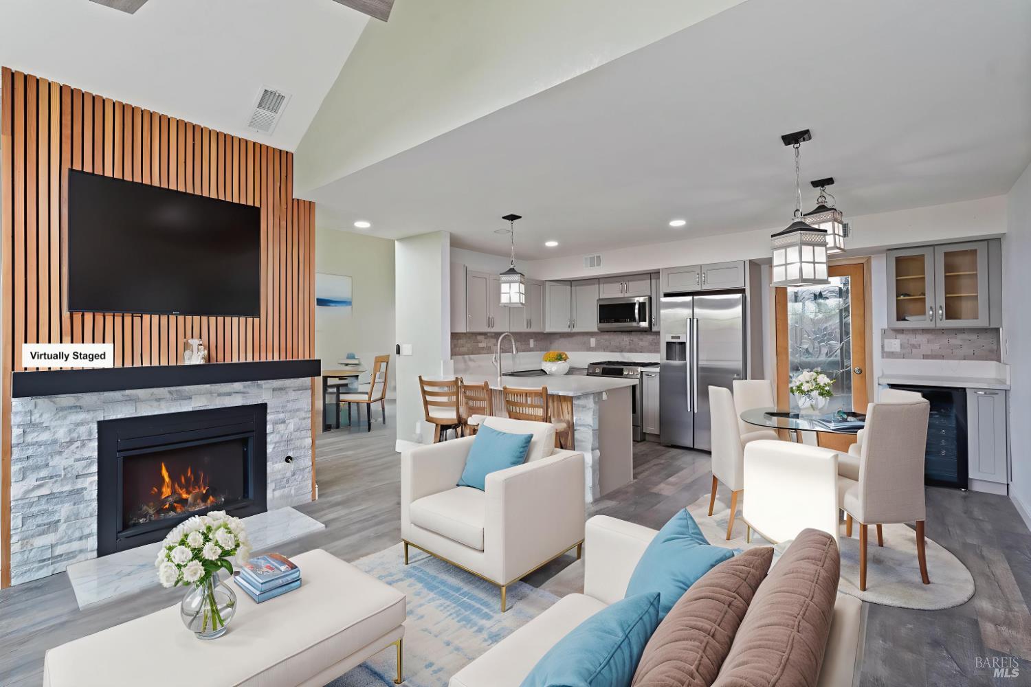 Detail Gallery Image 12 of 60 For 880 Knights Cir, Vallejo,  CA 94591 - 3 Beds | 2/1 Baths