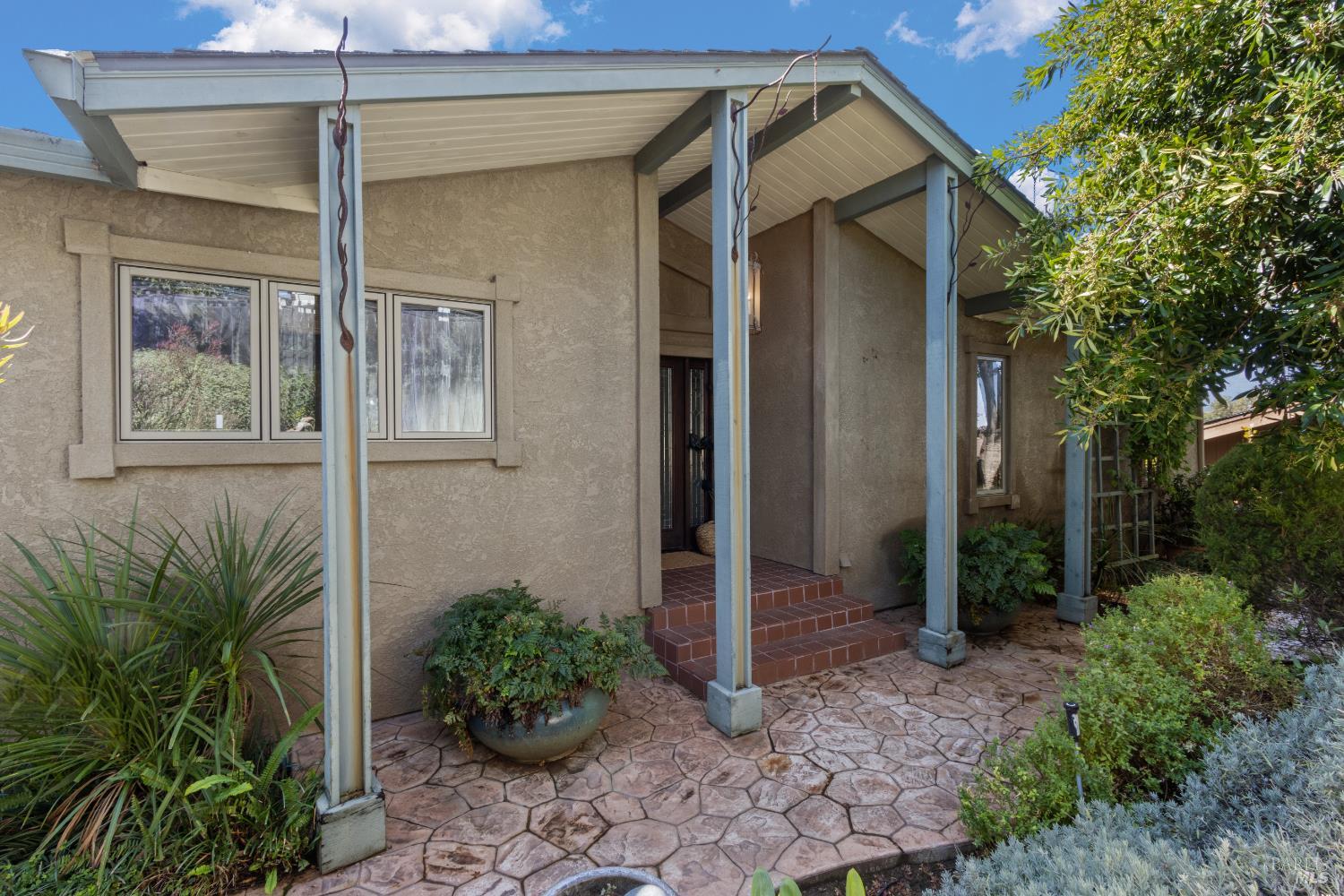 Detail Gallery Image 2 of 53 For 1372 Bonita Bahia Ct, Benicia,  CA 94510 - 3 Beds | 2/1 Baths