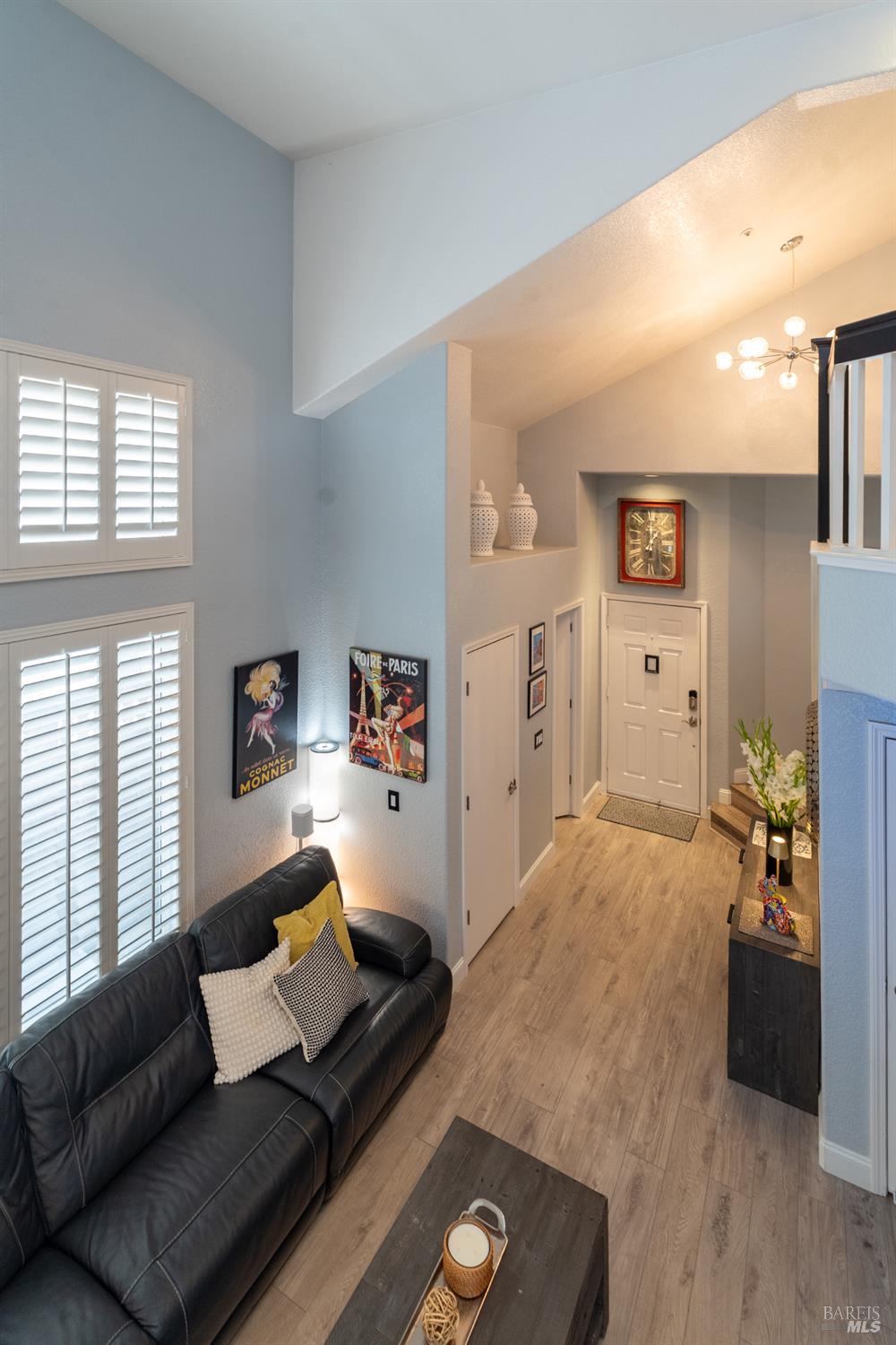 Detail Gallery Image 22 of 35 For 125 Trent Dr, Napa,  CA 94558 - 3 Beds | 2/1 Baths