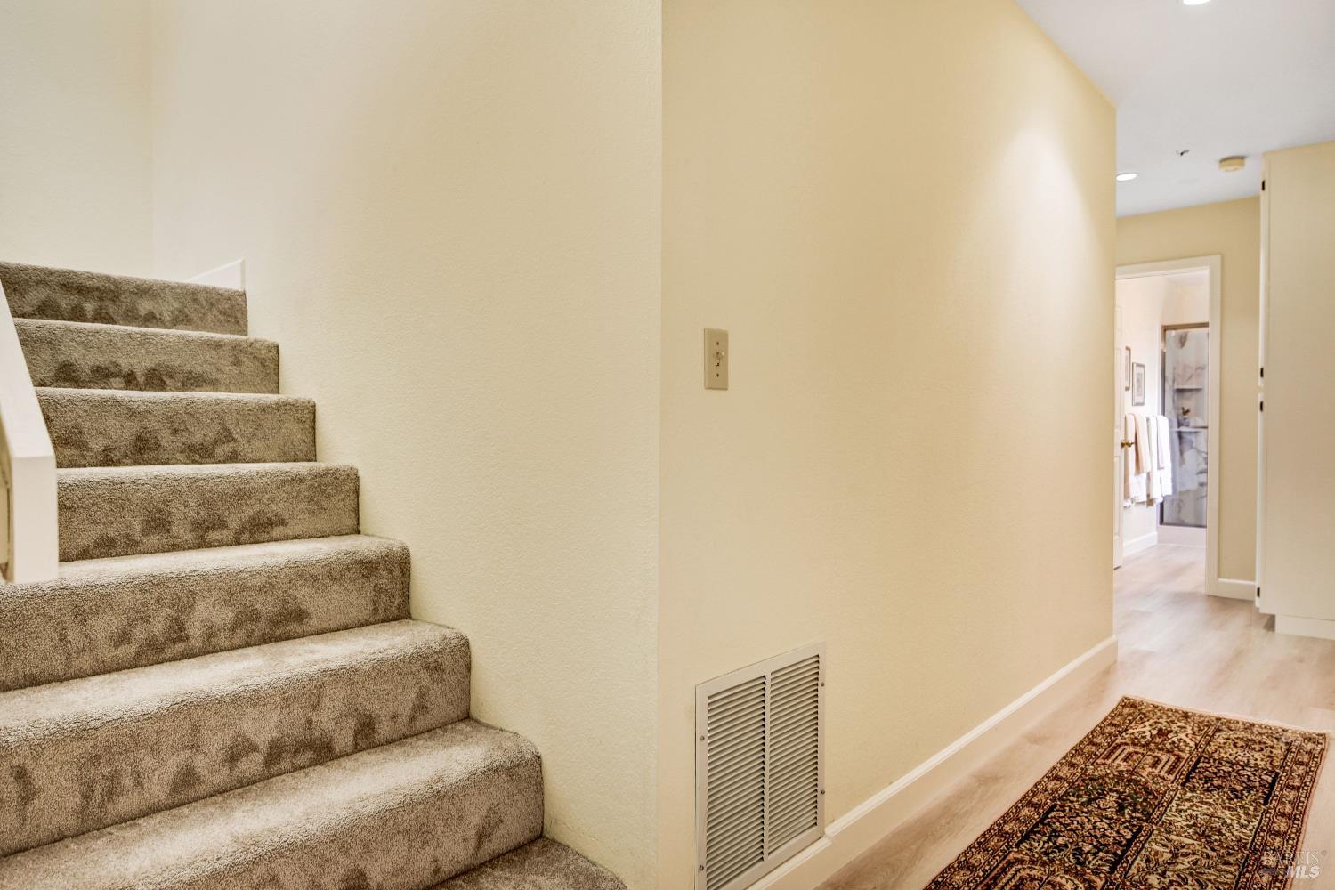 Detail Gallery Image 11 of 24 For 1639 San Vicente Ave, Napa,  CA 94558 - 3 Beds | 2 Baths