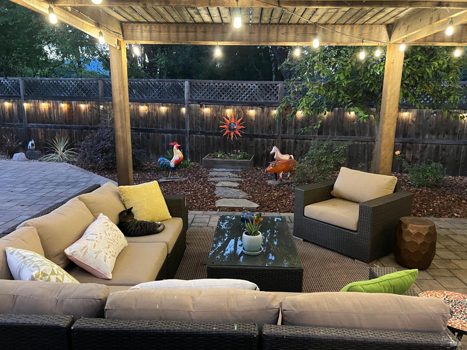 Detail Gallery Image 42 of 45 For 609 Ross Ct, Sonoma,  CA 95476 - 3 Beds | 2/1 Baths