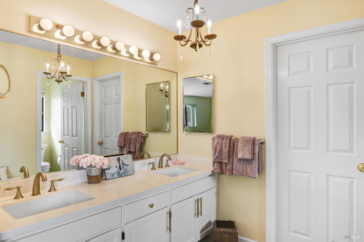 Detail Gallery Image 19 of 24 For 1639 San Vicente Ave, Napa,  CA 94558 - 3 Beds | 2 Baths