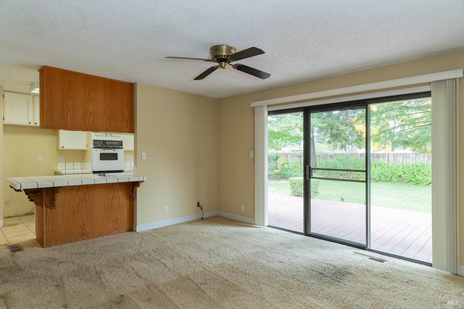 Detail Gallery Image 9 of 21 For 4044 Wisteria Way, Napa,  CA 94558 - 3 Beds | 2 Baths