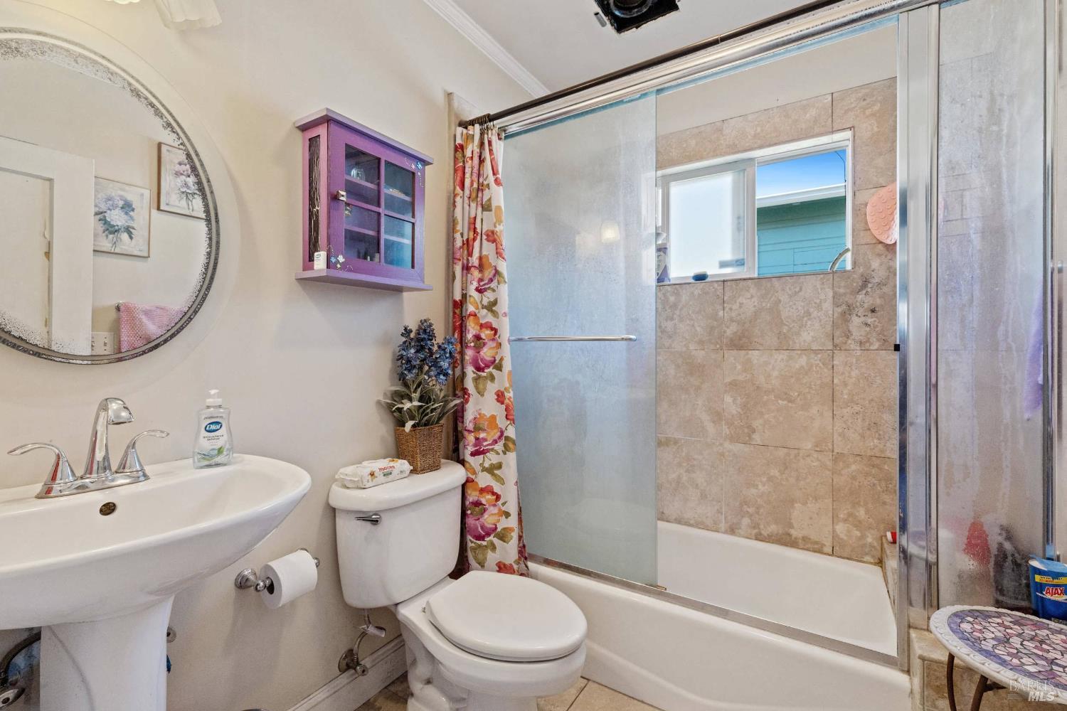 Detail Gallery Image 11 of 22 For 715 Mariposa Ave, Rodeo,  CA 94572 - 2 Beds | 1 Baths